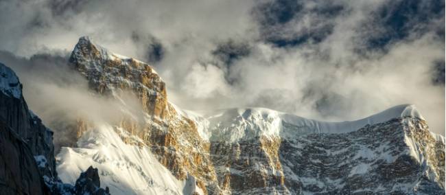 Cloudy sunrise over Pakistan's Karakoram | Michael Grimwade